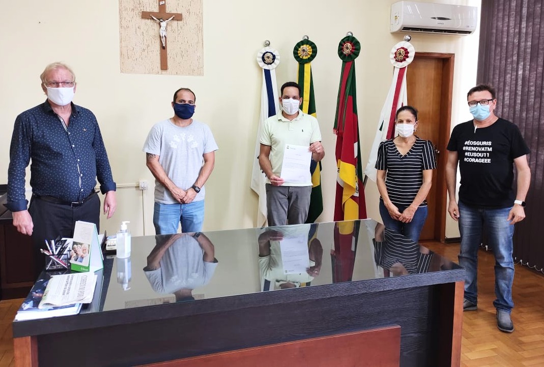 TRÊS DE MAIO ADERE AO CONSÓRCIO PARA COMPRA DE VACINAS CONTRA A COVID-19